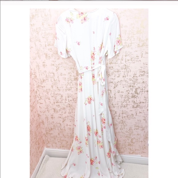 NWOT Privacy Please Krause White Floral Maxi Dress - Picture 5 of 6